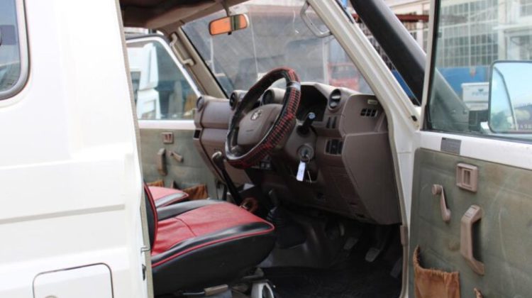 TOYOTA LANDCRUISER 3 DOOR